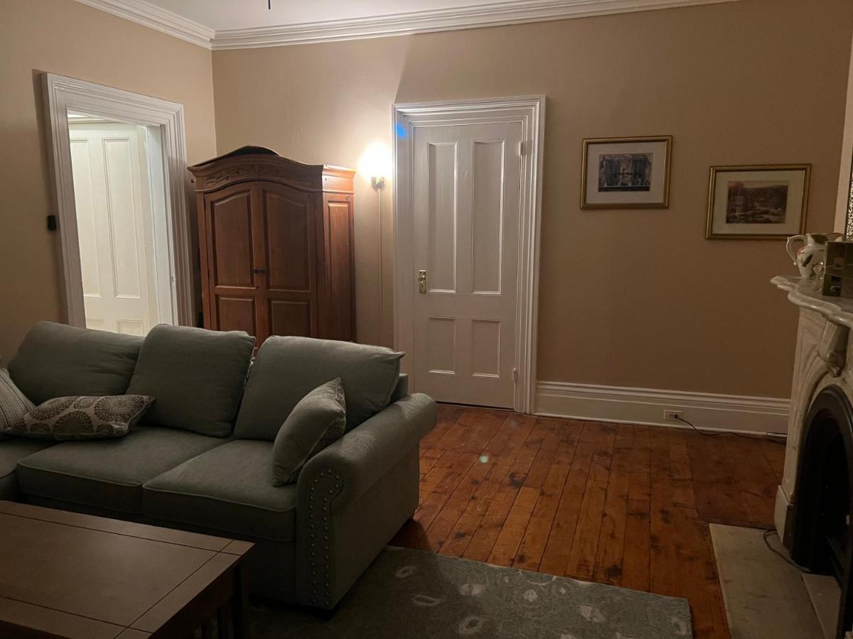 1 Bedroom Private Victorian Apt In Convenient City Location On 5 Acre, Sleeps 4 Poughkeepsie Esterno foto